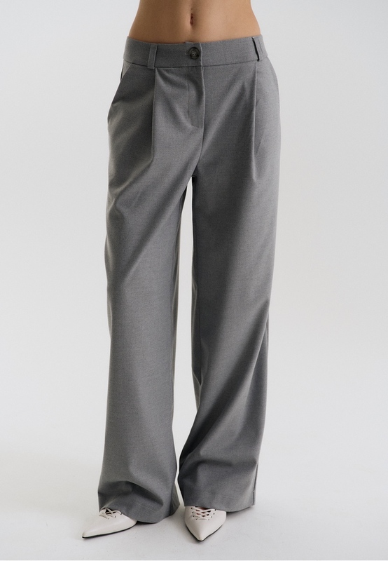 Брюки на заниженной талии