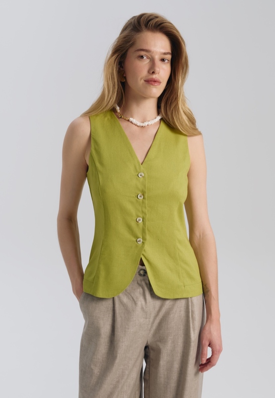 Жилет удлиненный